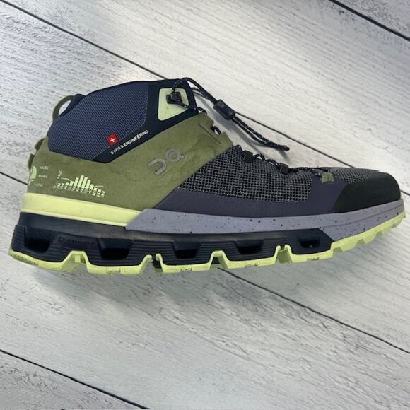 On Cloudtrax Women’s Hiking Boots 10 Purple Trail Outdoor Shoes Great Condition - Picture 4 of 10